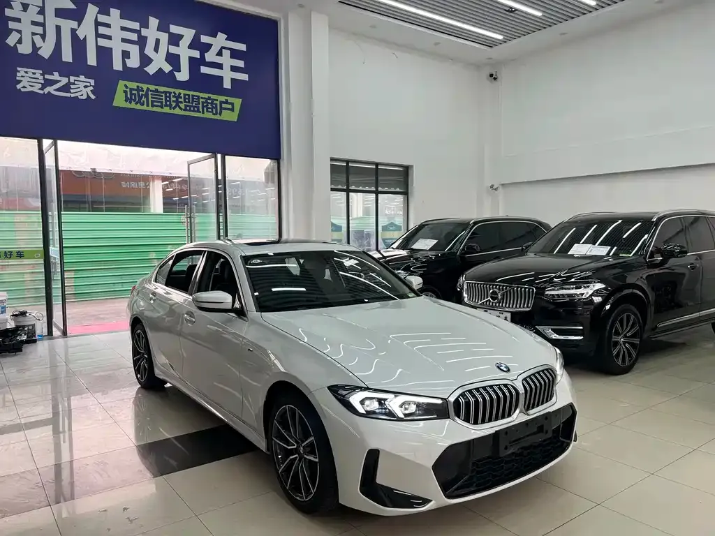 BMW 3 Series 2024 из CN, фото 1