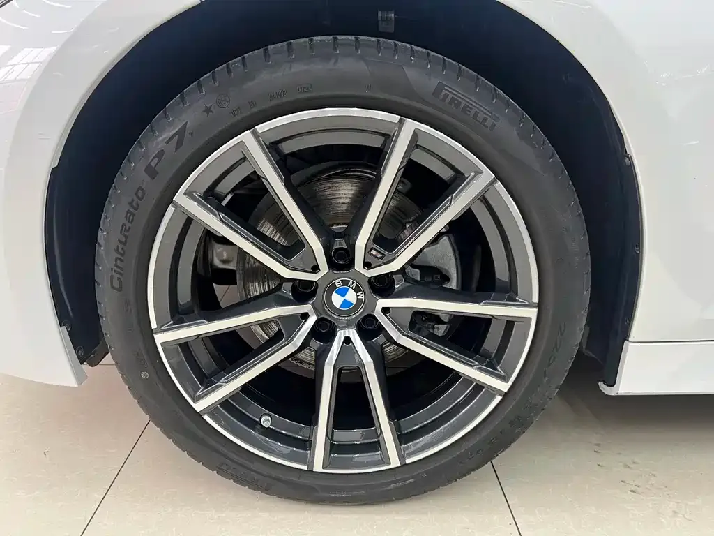 BMW 3 Series 2024 из CN, фото 6