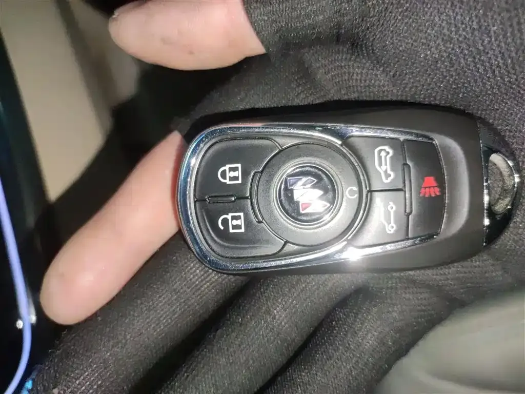 Buick GL8 2023 из CN, фото 8