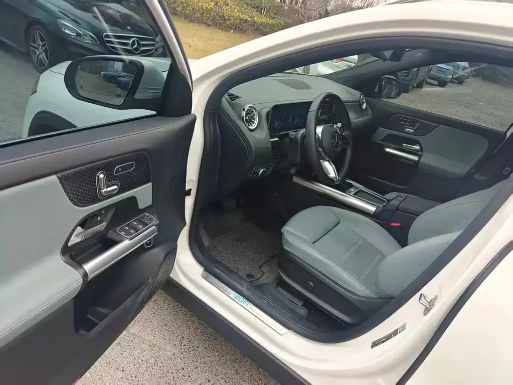 Mercedes-Benz EQA 2025 из CN, фото 4
