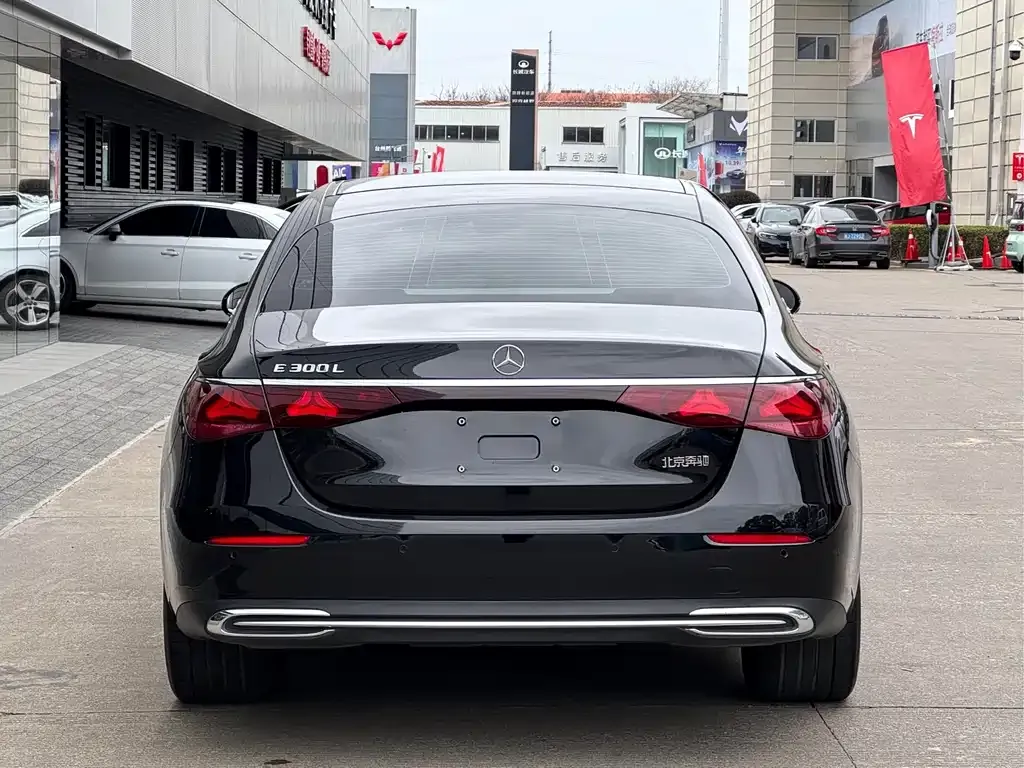 Mercedes-Benz E-Class 2024 из CN, фото 10