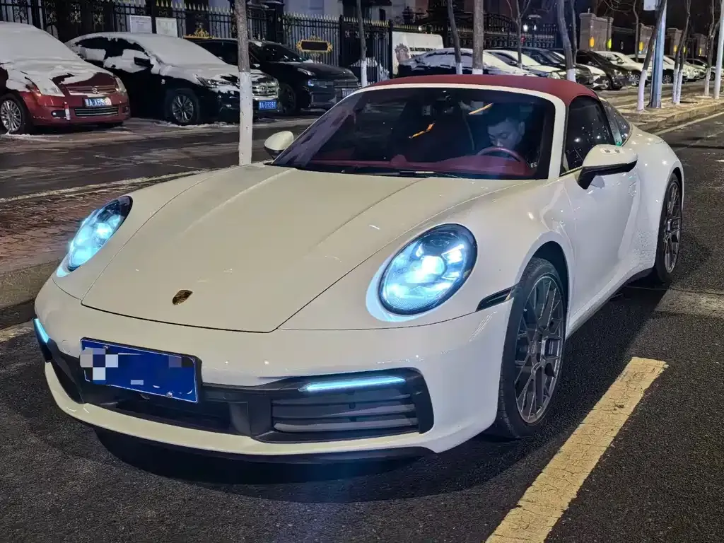 Porsche 911 2023 из CN, фото 1