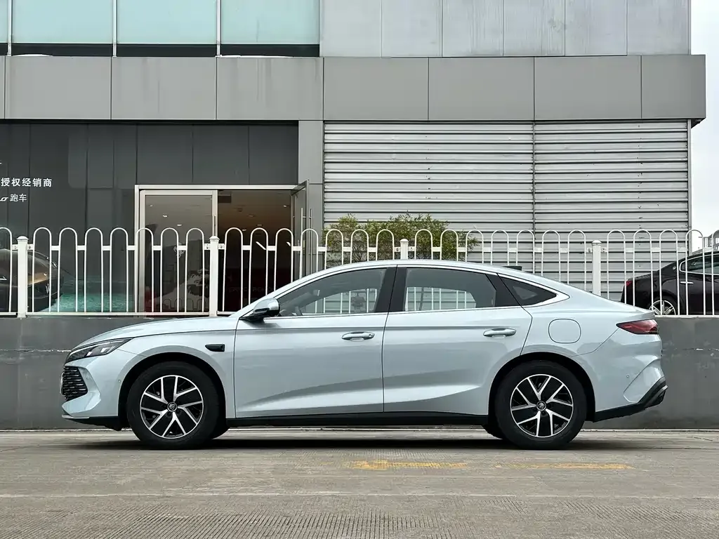 BYD Qin L 2025 из CN, фото 7