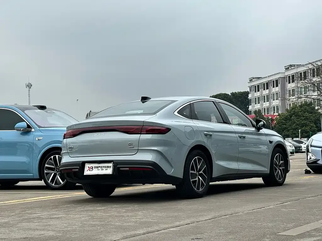 BYD Qin L 2025 из CN, фото 5