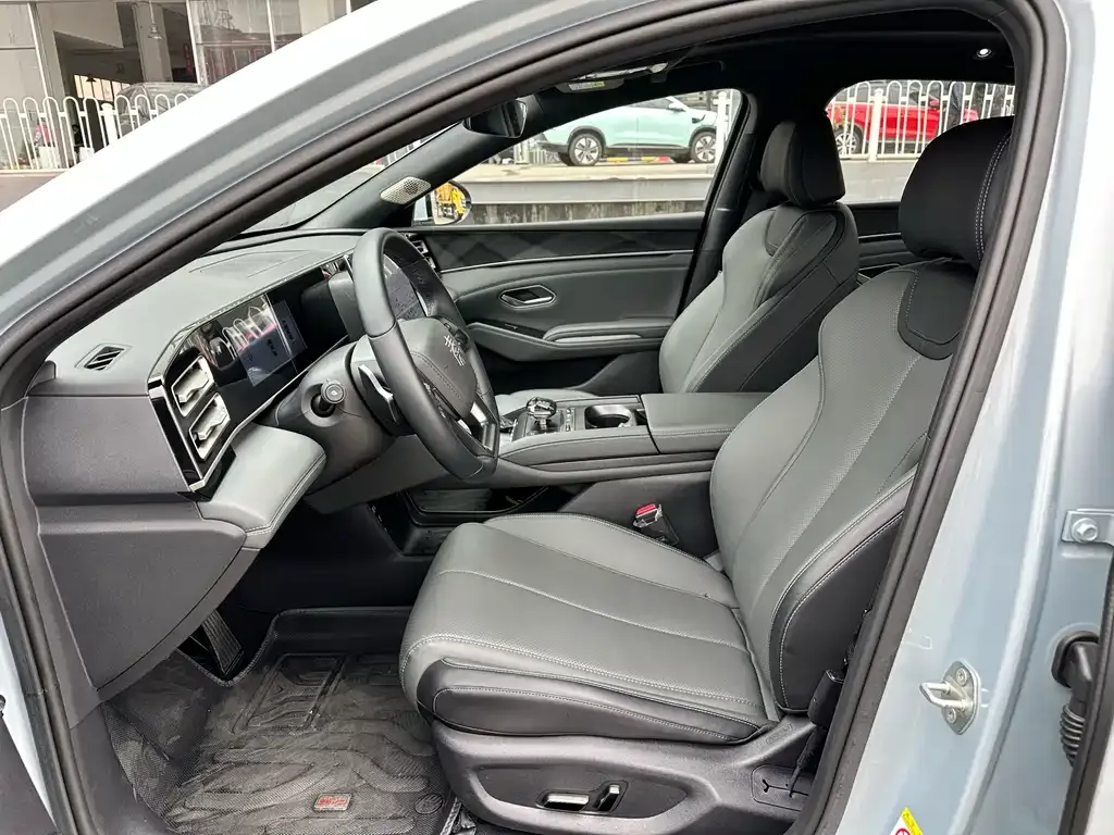 BYD Qin L 2025 из CN, фото 10