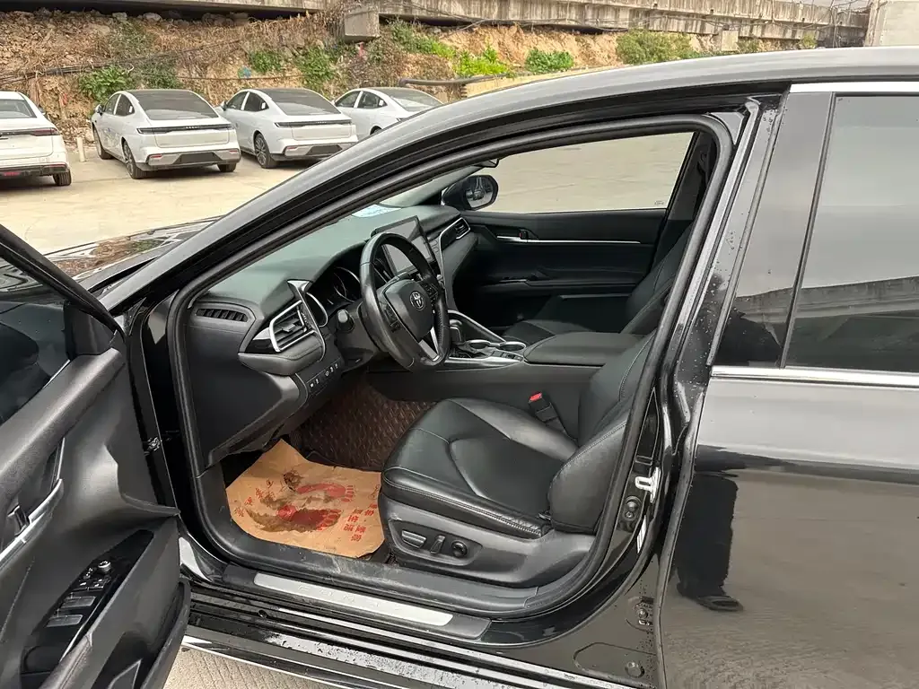 Toyota Camry 2024 из CN, фото 3