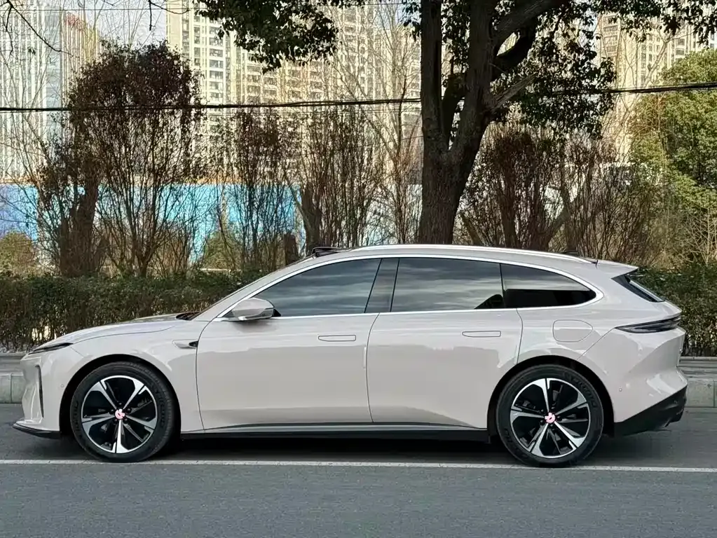 NIO ET5T 2024 из CN, фото 8
