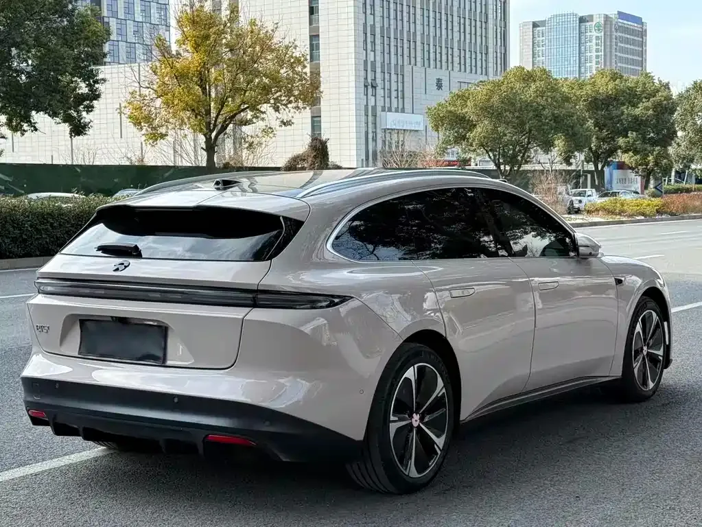 NIO ET5T 2024 из CN, фото 9