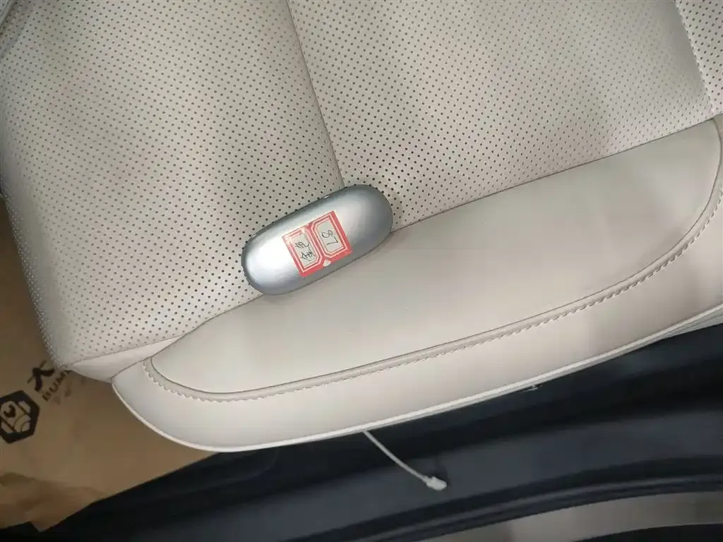 Li Auto L8 2023 из CN, фото 7