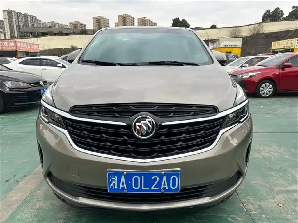 Buick GL8 2022 из CN, фото 3