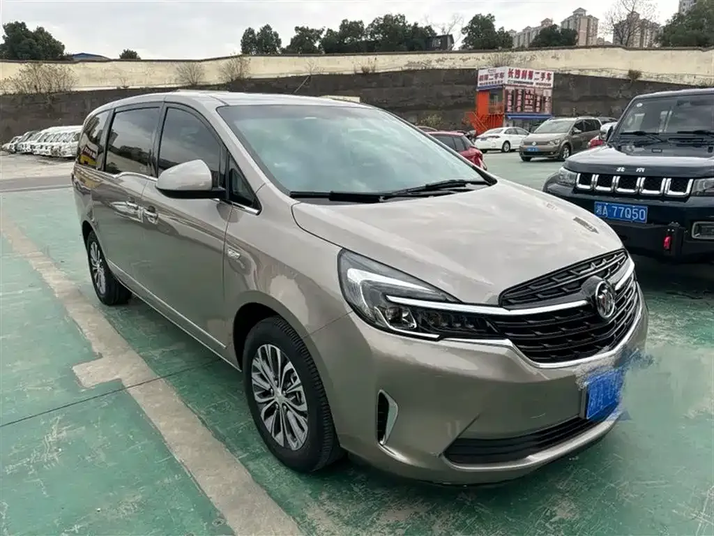 Buick GL8 2022 из CN, фото 2