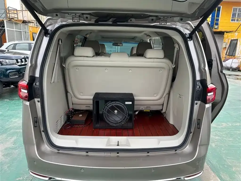 Buick GL8 2022 из CN, фото 5