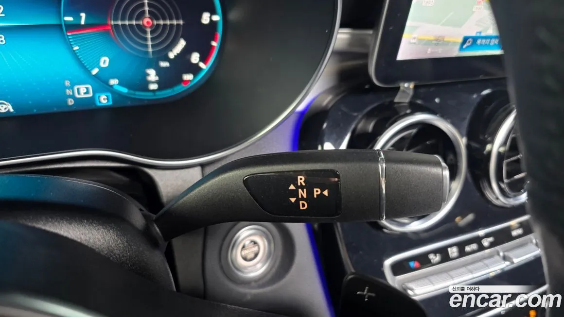 Mercedes-Benz GLC-Class 2021 из KR, фото 2