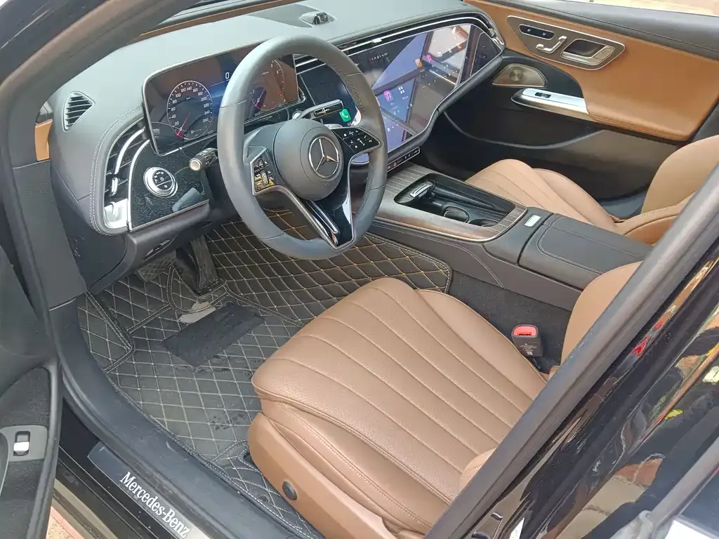 Mercedes-Benz E-Class 2024 из CN, фото 2