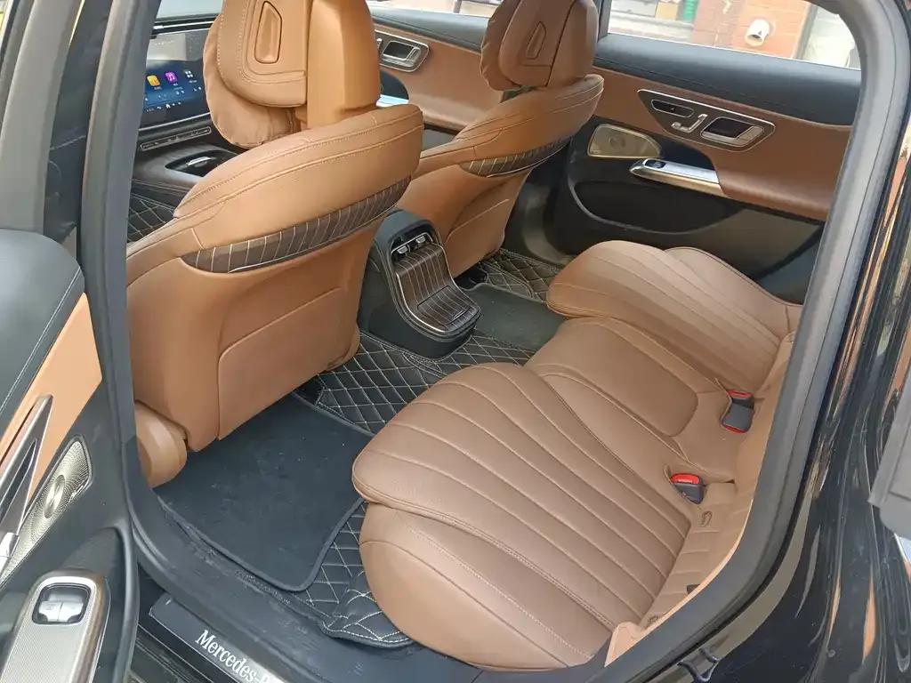 Mercedes-Benz E-Class 2024 из CN, фото 3