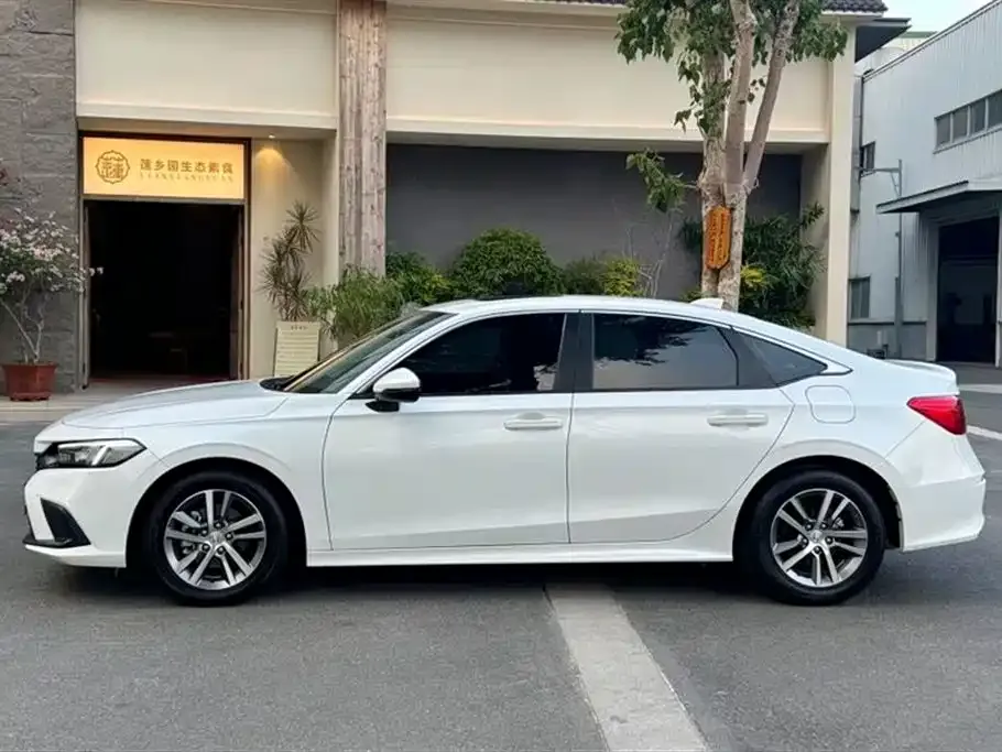 Honda Civic 2024 из CN, фото 5