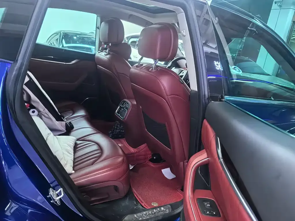 Maserati Levante 2021 из CN, фото 8