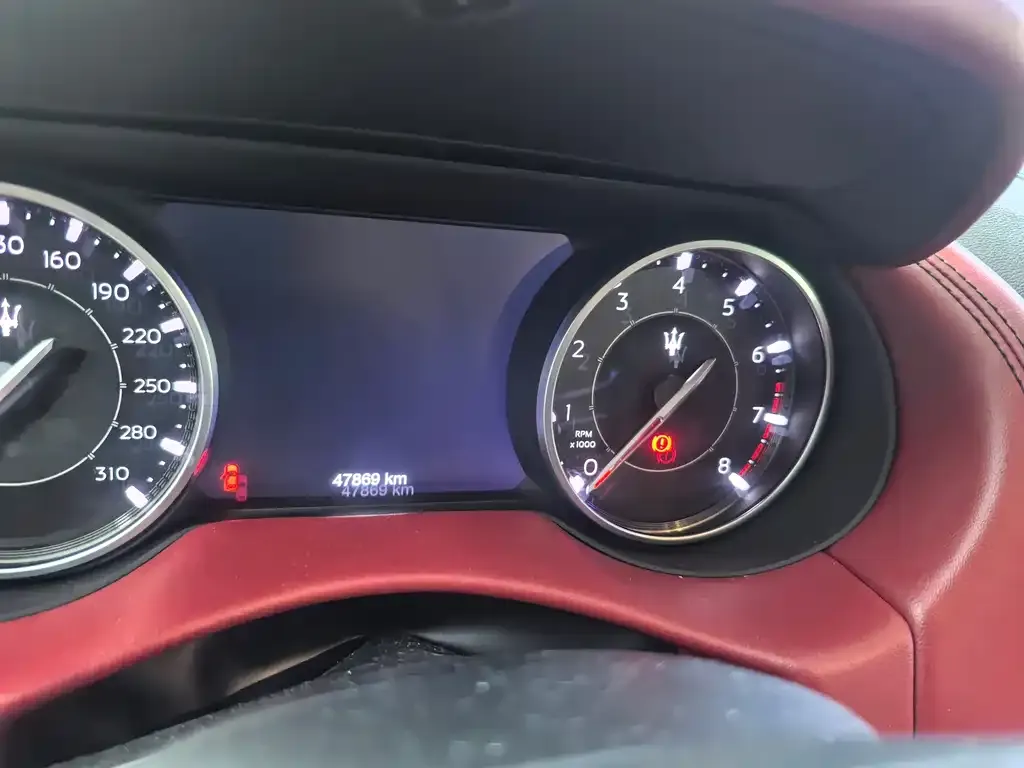 Maserati Levante 2021 из CN, фото 2