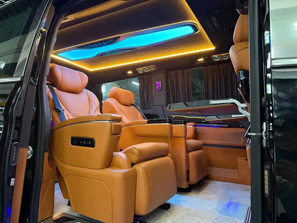 Mercedes-Benz Vito 2025 из CN, фото 3