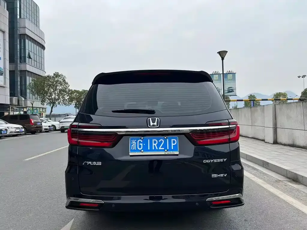 Honda Odyssey 2023 из CN, фото 3