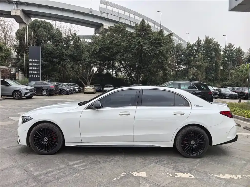 Mercedes-Benz C-Class 2024 из CN, фото 8