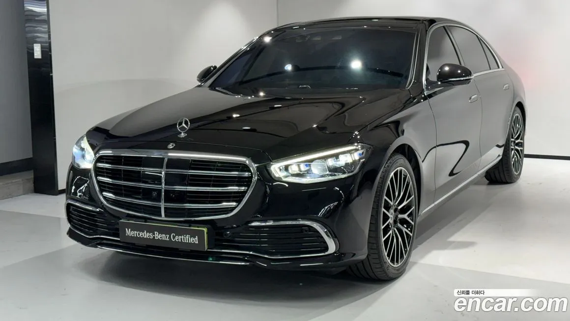 Mercedes-Benz S-Class — фото 1