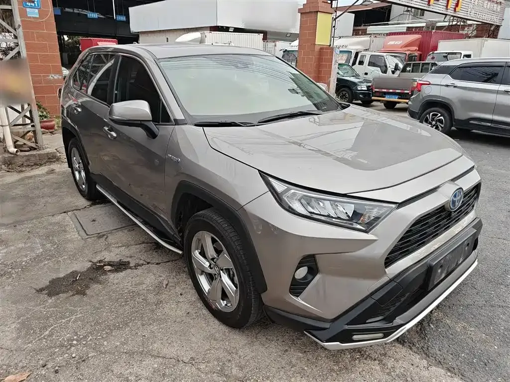 Toyota RAV4 2023 из CN, фото 10