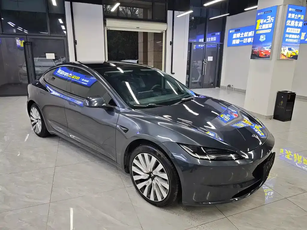 Tesla Model 3 2025 из CN, фото 6