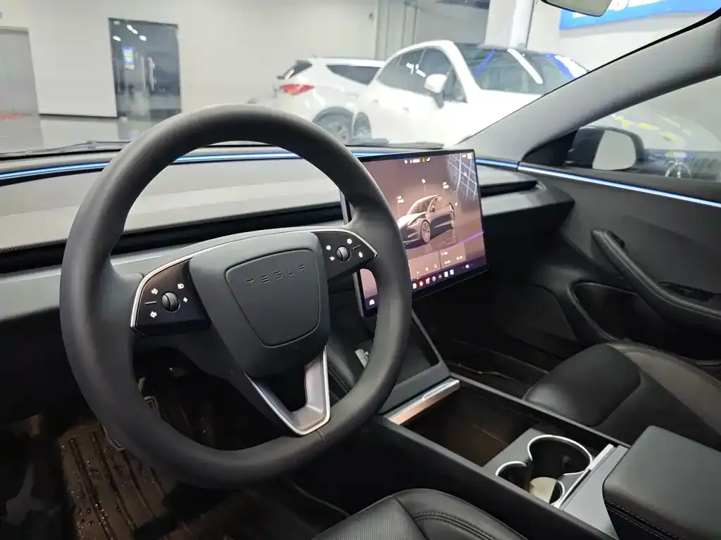 Tesla Model 3 2025 из CN, фото 3