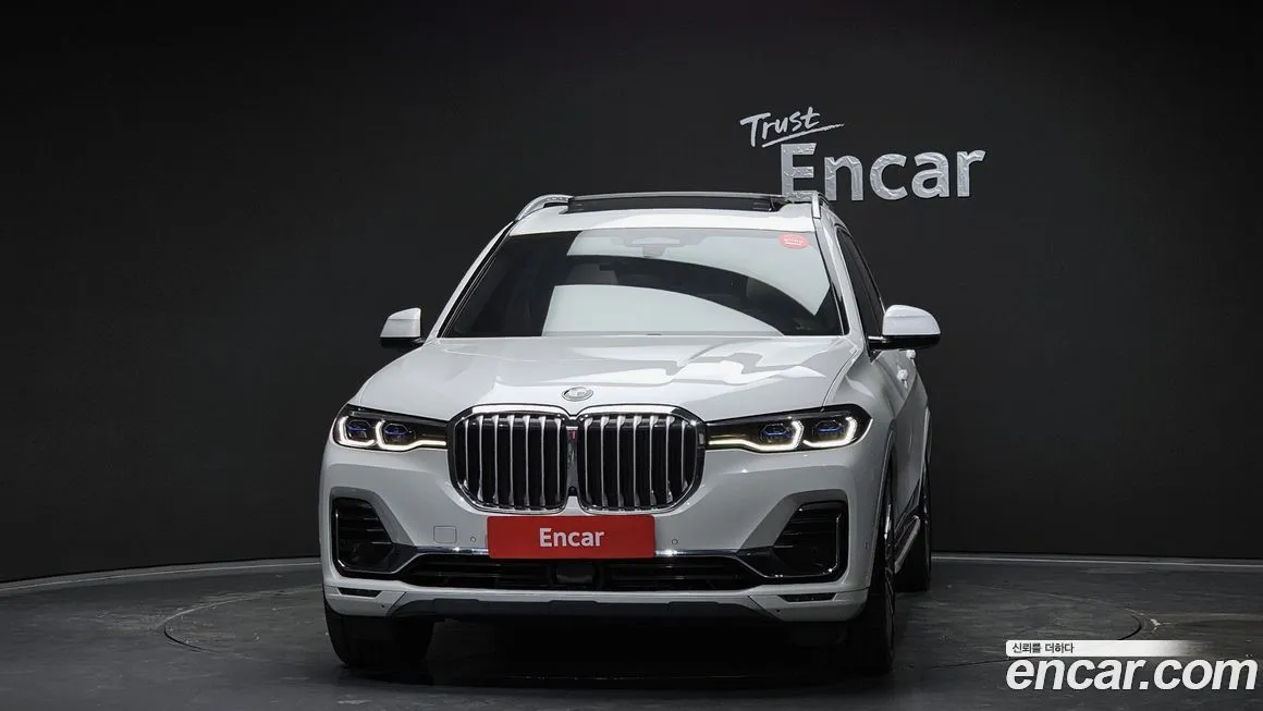 BMW X7 — фото 2