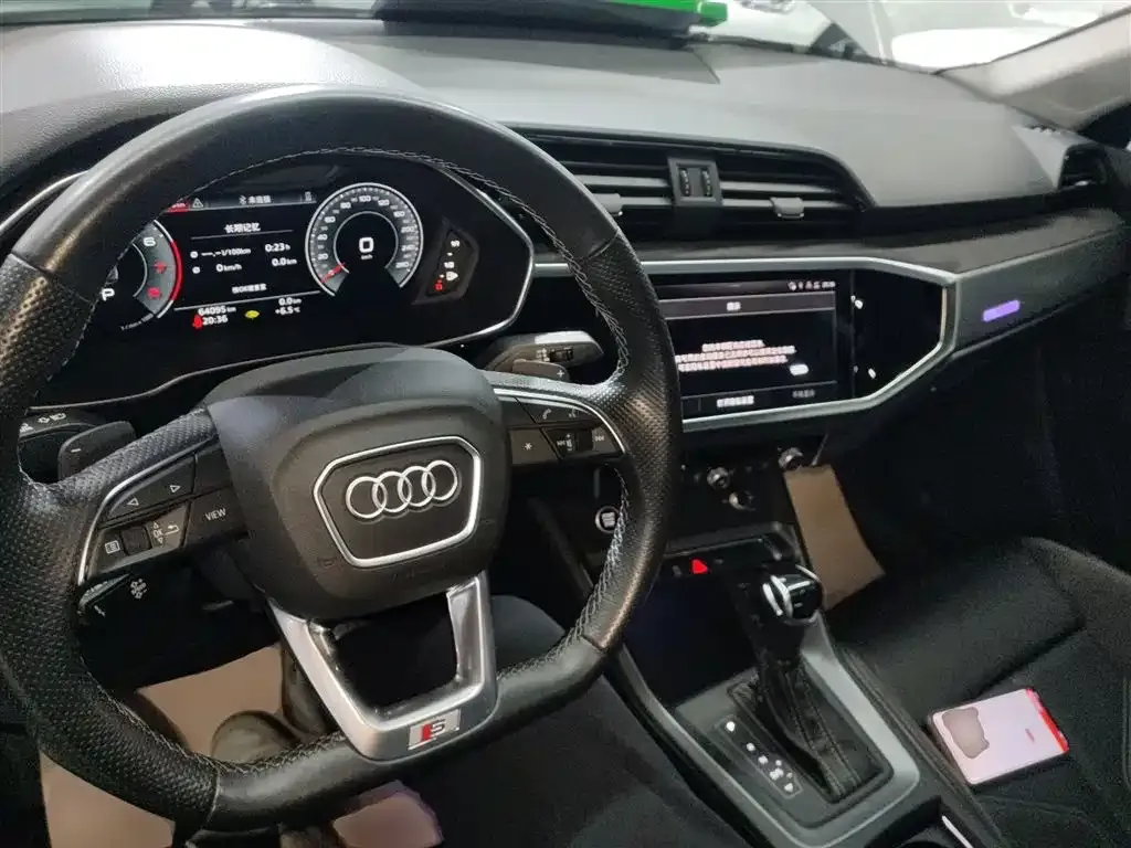 Audi Q3 Sportback — фото 4