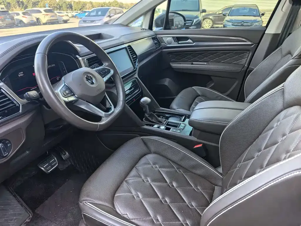 Volkswagen Viloran 2022 из CN, фото 6