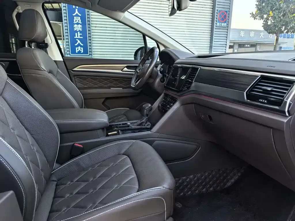 Volkswagen Viloran 2022 из CN, фото 8