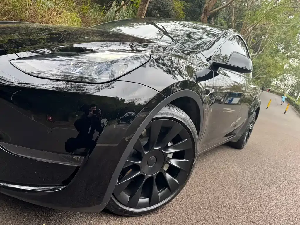 Tesla Model Y 2023 из CN, фото 7