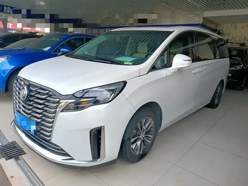 Buick GL8 2022 из CN, фото 1