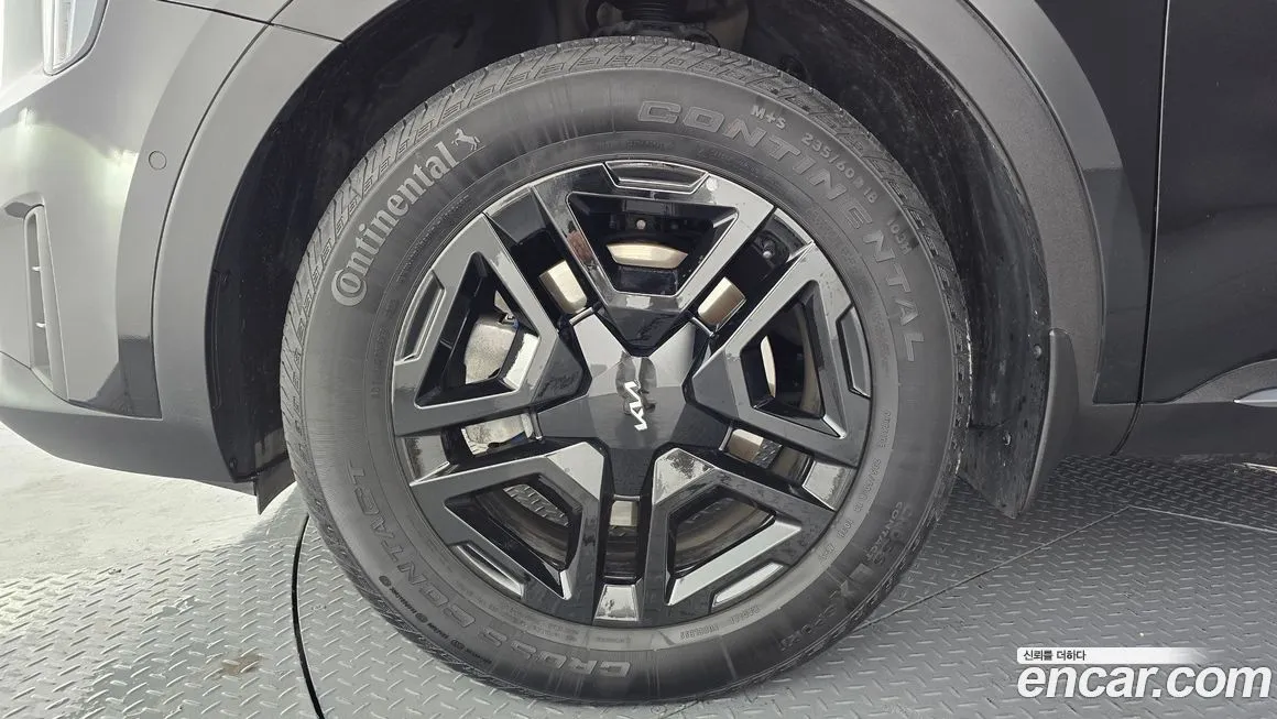 Kia Sorento — фото 5