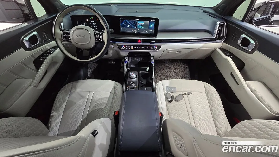 Kia Sorento — фото 8