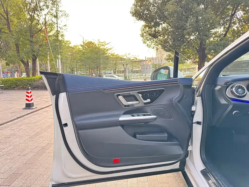 Mercedes-Benz EQE 2026 из CN, фото 7