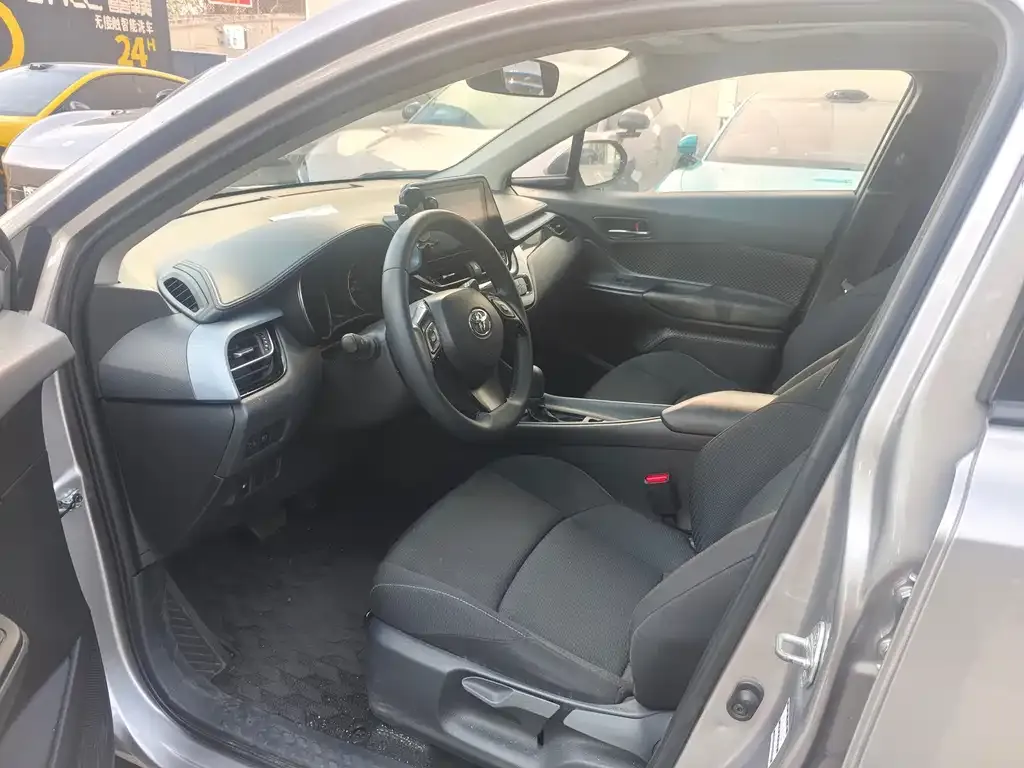 Toyota IZOA 2022 из CN, фото 2