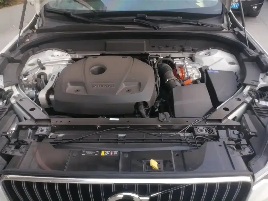 Volvo XC60 PHEV 2023 из CN, фото 7
