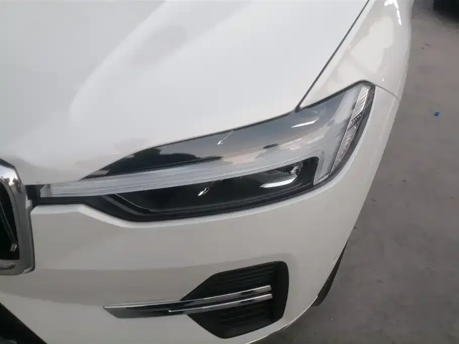 Volvo XC60 PHEV 2023 из CN, фото 6