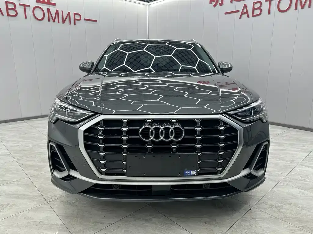 Audi Q3 2023 из CN, фото 3
