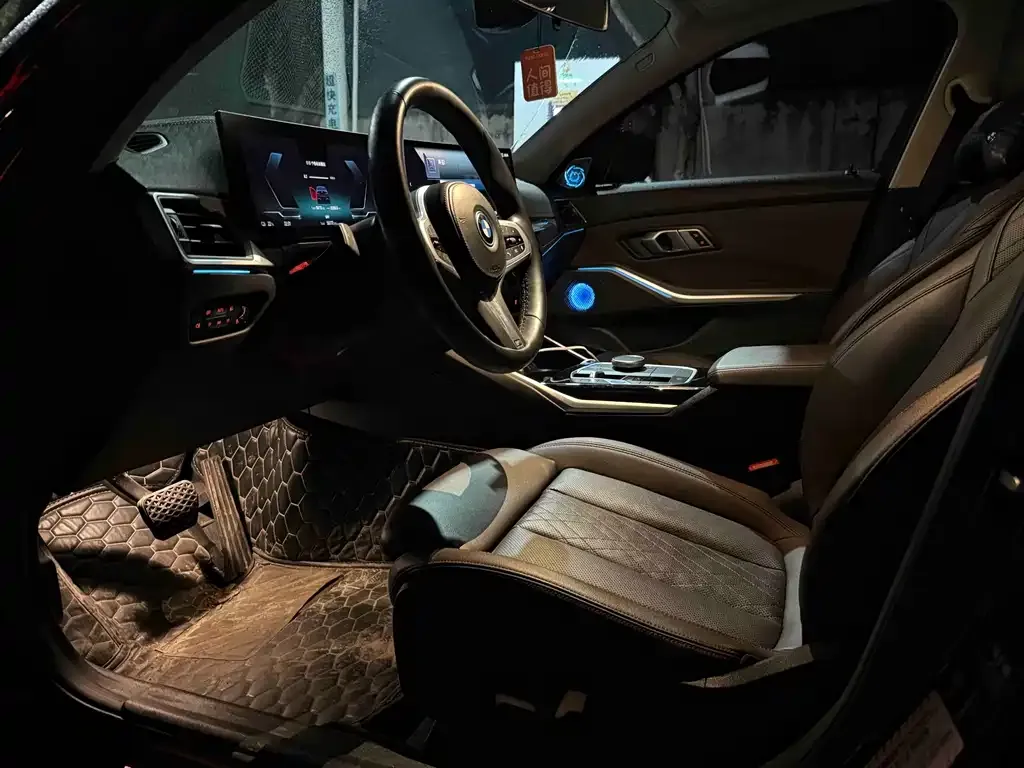 BMW i3 2023 из CN, фото 2