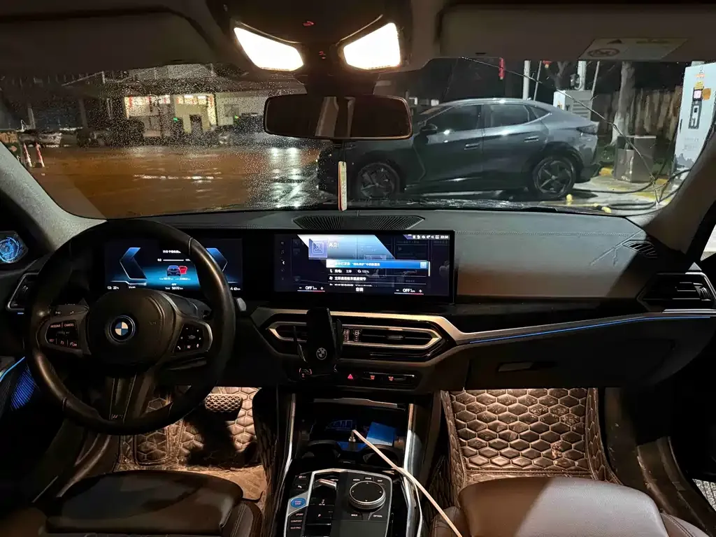 BMW i3 2023 из CN, фото 8