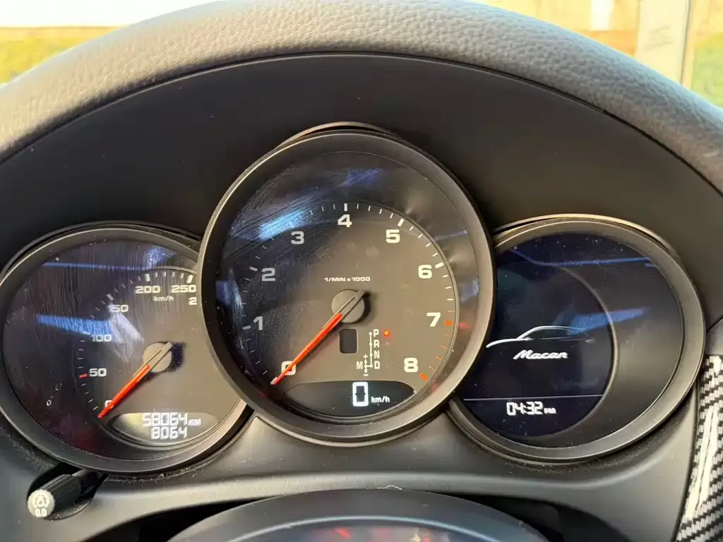 Porsche Macan 2021 из CN, фото 10