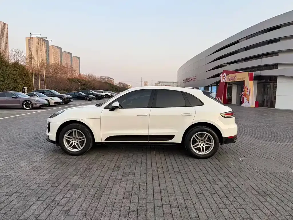 Porsche Macan 2021 из CN, фото 4