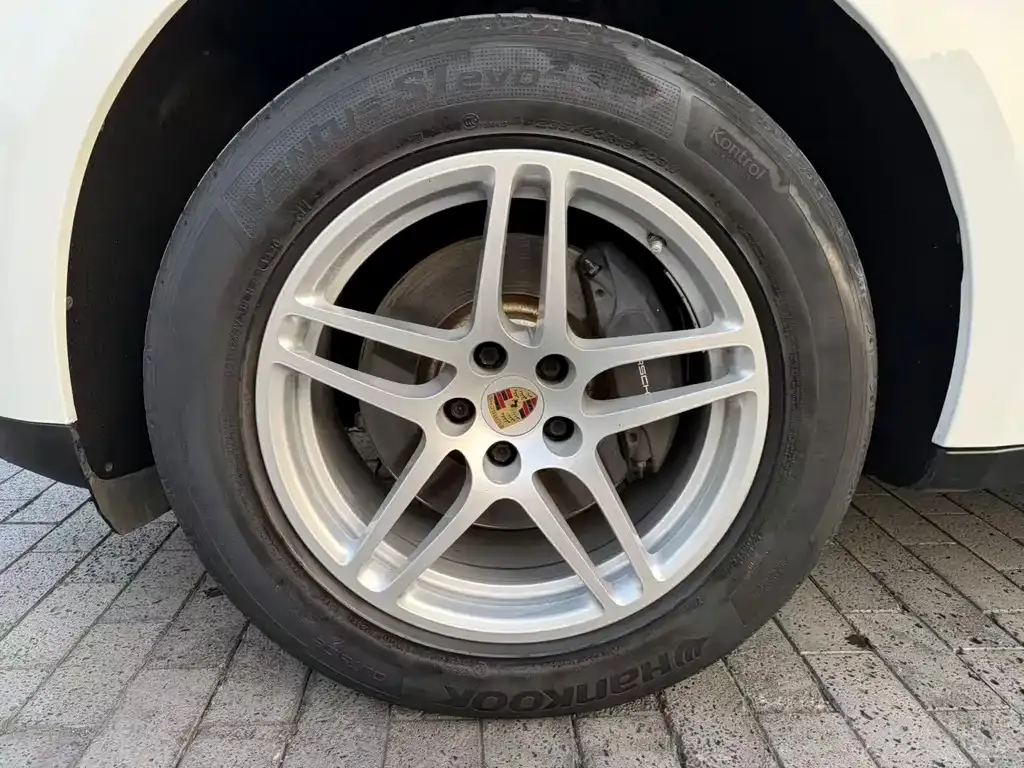 Porsche Macan 2021 из CN, фото 9