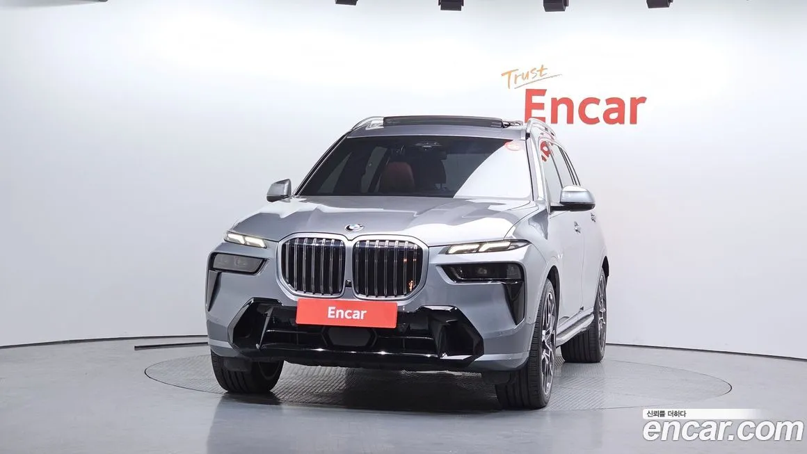 BMW X7 — фото 2