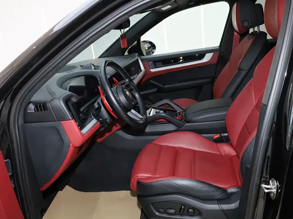 Porsche Cayenne 2023 из CN, фото 9