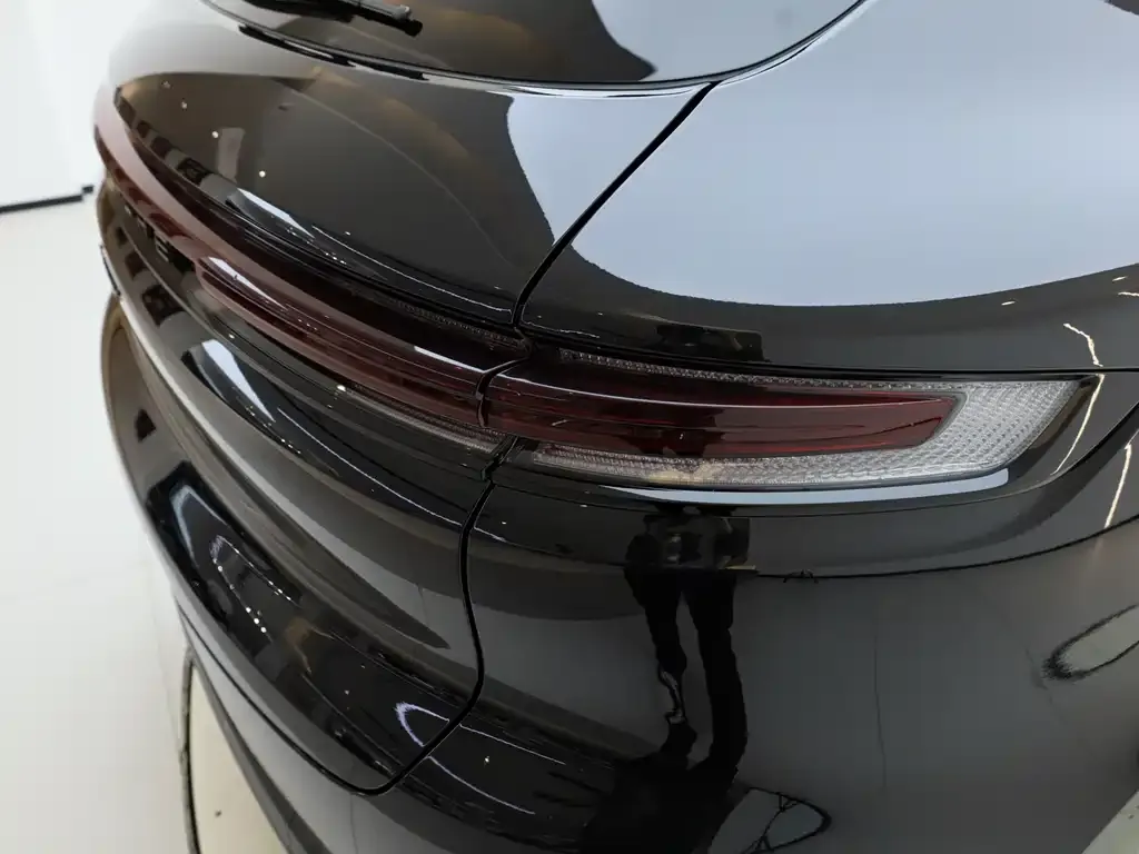 Porsche Cayenne 2023 из CN, фото 7